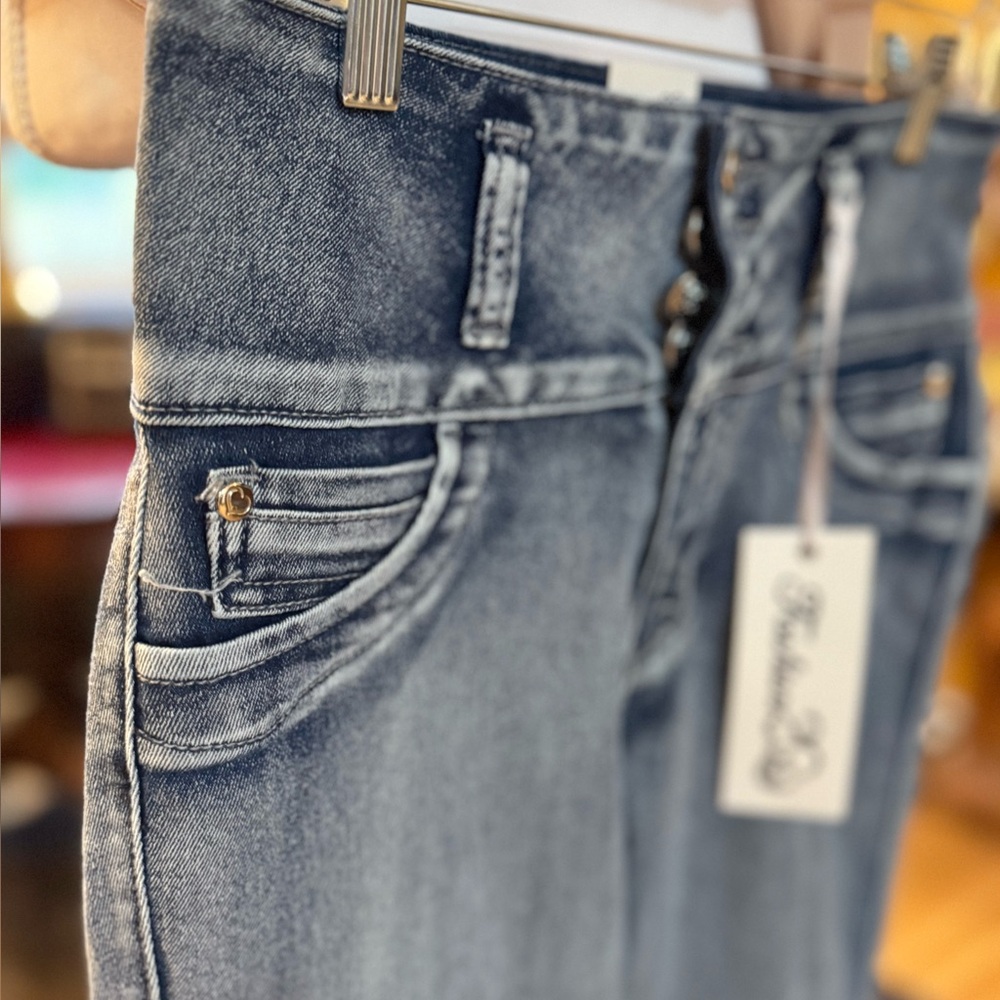 NWT size 7 Skinny Blue Denim Jeans - Picture 3 of 4